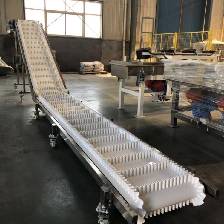 伊春Z型裙邊皮帶輸送機(jī)